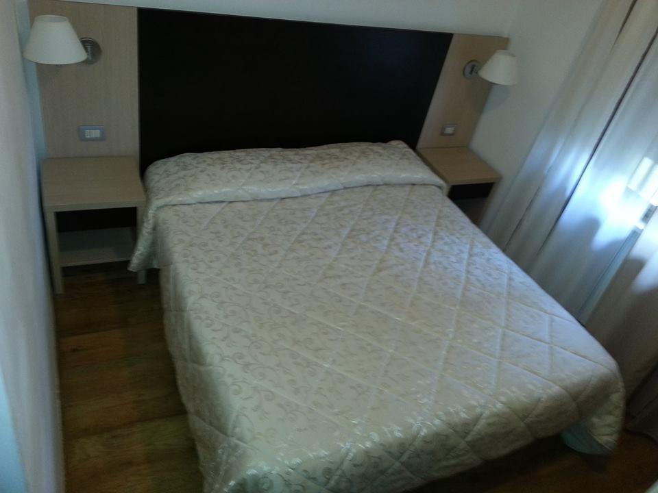 Hotel Il Garibaldi San Quirico dʼOrcia Pokój zdjęcie